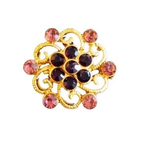 Goldtone Rhinestone vintage brooch